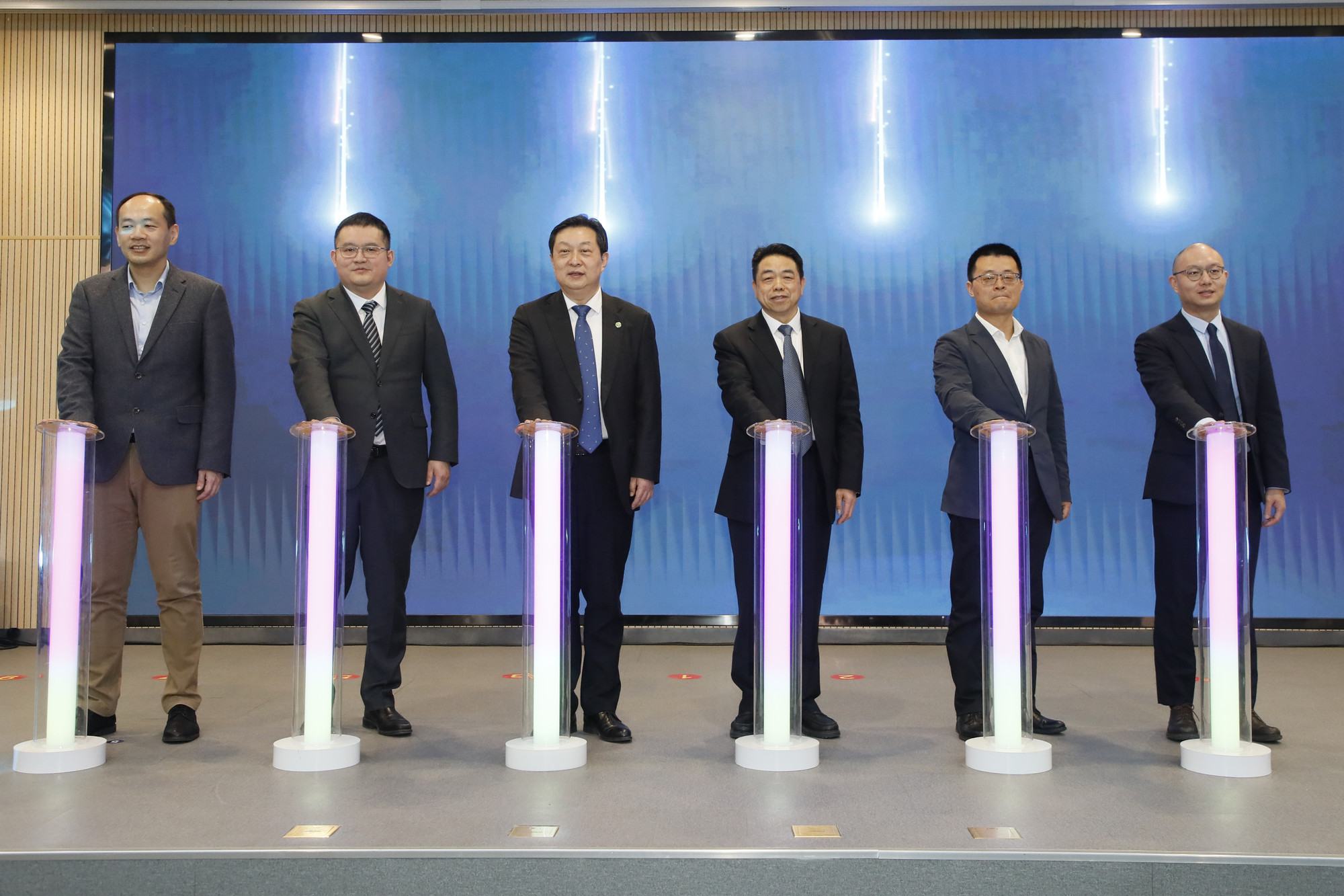 齐鲁医院举办智慧医疗大模型联合发布会(图2)